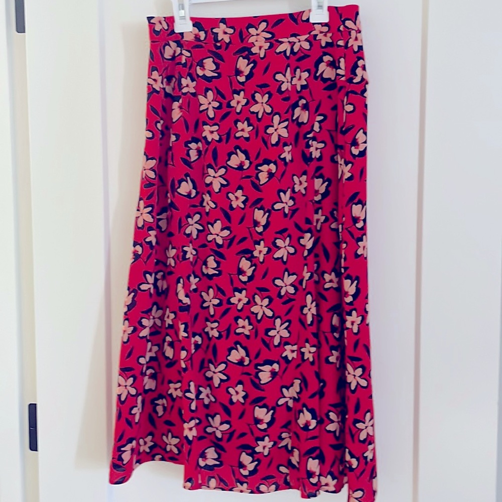 Who What Wear floral red navy flowy midi skirt